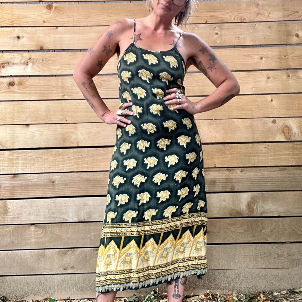 1990’s vintage spaghetti strap elephant print dress size small